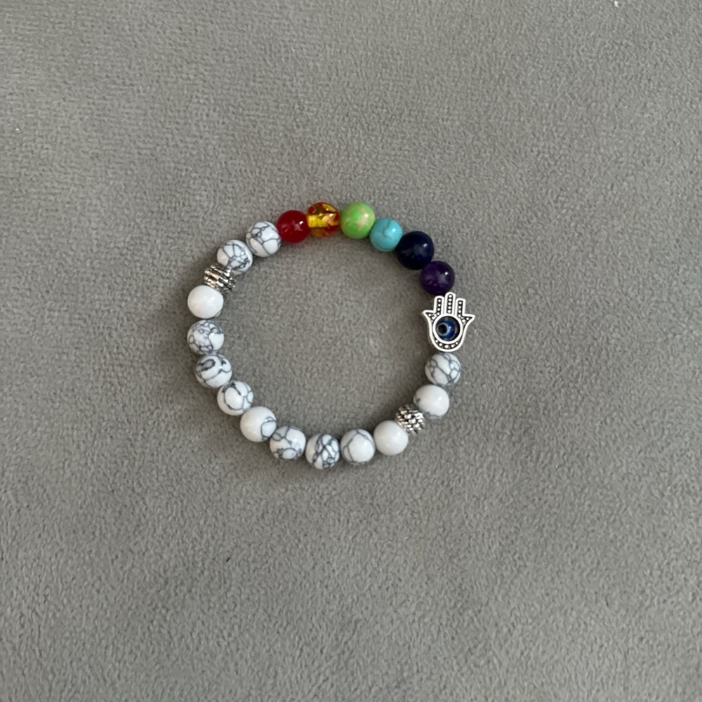 Howlite Multicolor Beaded Bracelet with Hamsa Charm